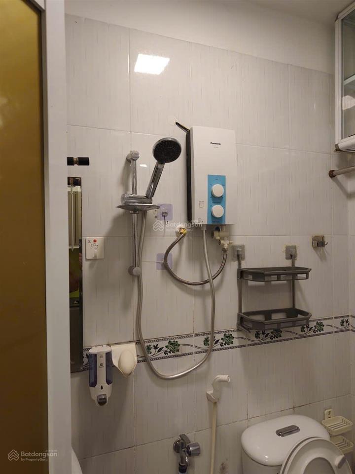 Chính chủ bán căn hộ khang gia tân hương, 50m², 2 phòng ngủ, 1 wc, giá rẻ 1.65 tỷ tuấn 0901 499 ***