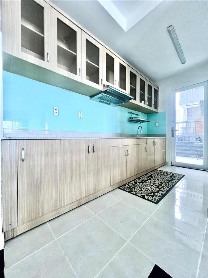 Chính chủ bán căn hộ babylon, 77m2, 2 phòng ngủ, 2wc, view quận 1, giá 4.4 tỷ dương tuấn 0901 499 ***