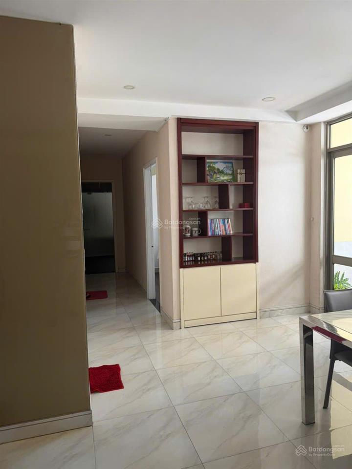 Chính chủ bán căn hộ screc, 157m, 4 phòng ngủ, 4 wc, view đông nam, sổ hồng, giá 9.5 tỷ 0901 499 ***