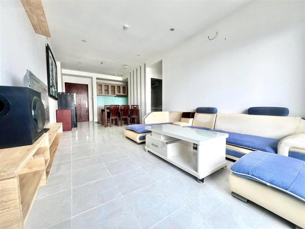 Tôi cần bán căn hộ sông đà, 14b kỳ đồng, 90m2, 2 phòng ngủ, có slot ô tô, sổ hồng 5,6 tỷ 0901 499 ***
