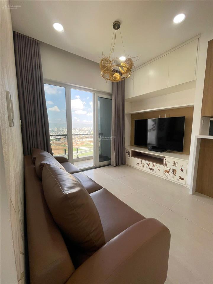 Bán căn hộ xi grand court, 53m, giá 5.3 tỷ, 70m, 2 phòng, 5.9 tỷ, 105m, 3 phòng, 9.9 tỷ. 0901 499 ***