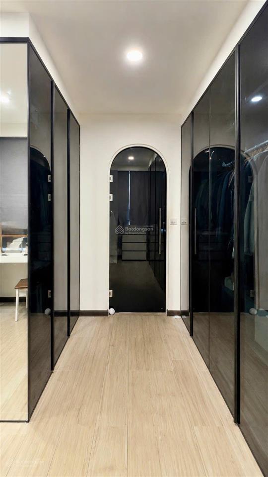 Chính chủ bán căn hộ kingdom 101, q10, 72m2, 2 phòng ngủ, 2 wc, sổ hồng, giá 7 tỷ. tuấn 0901 499 ***