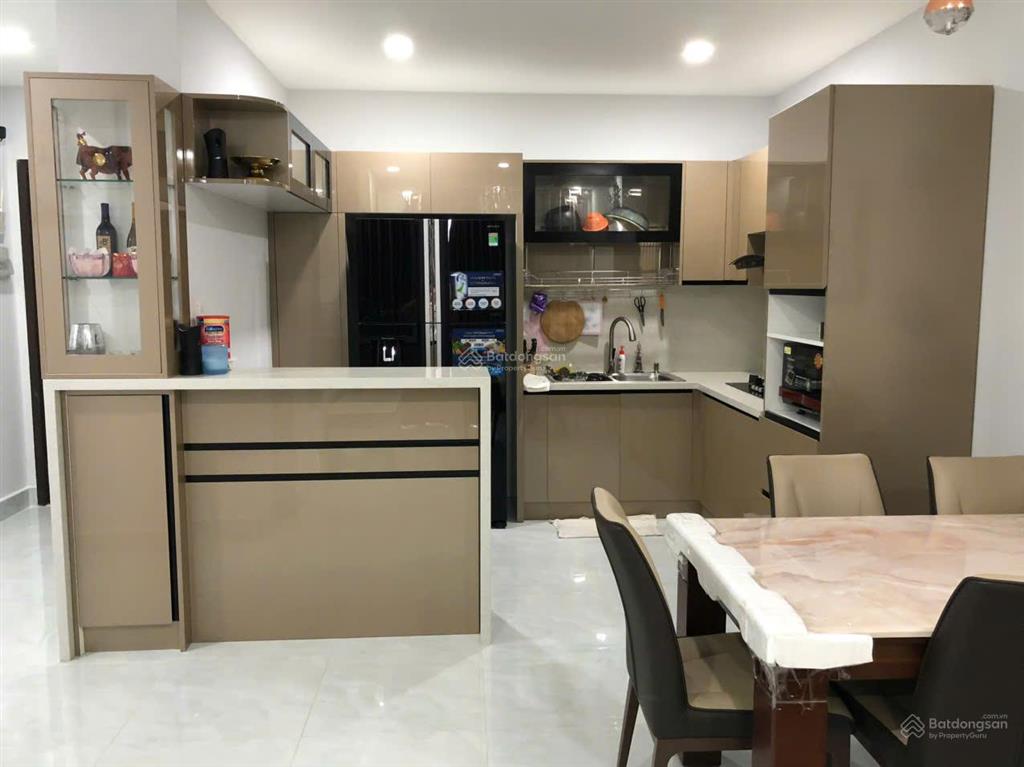 Gia đình cần bán căn hộ sunny plaza, sát sân bay, 118m2, 3 phòng ngủ, sổ hồng, giá 6 tỷ 0901 499 ***
