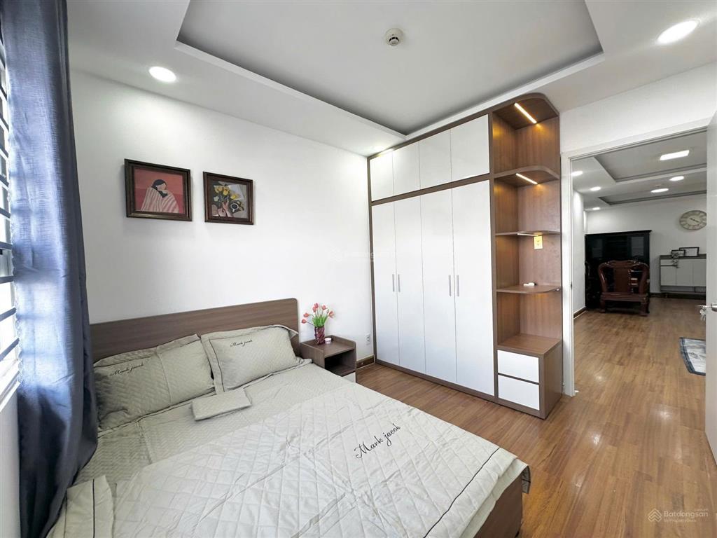 Chính chủ bán căn hộ tân hương tower, 76m, 2 phòng ngủ, 2wc, view quận 1 giá 2.6 tỷ tuấn 0901 499 ***