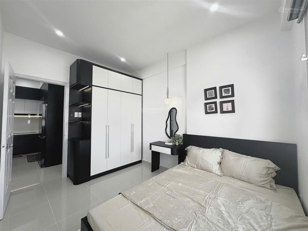 Bán căn hộ valeo đầm sen, 100m2, 3 phòng ngủ, 2 wc, sổ hồng, hàng hiếm, giá 5.4 tỷ tuấn 0901 499 ***