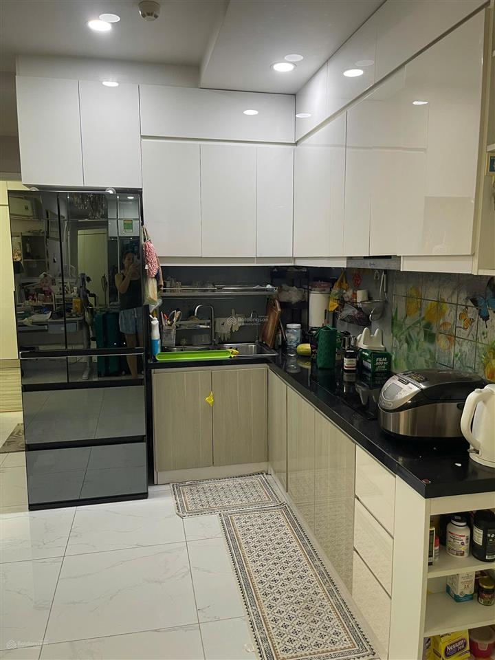 Bán căn hộ terra royal q3, 170m, 2 phòng ngủ, 2wc, 50m sân vườn, sổ hồng, giá 18 tỷ tuấn 0901 499 ***