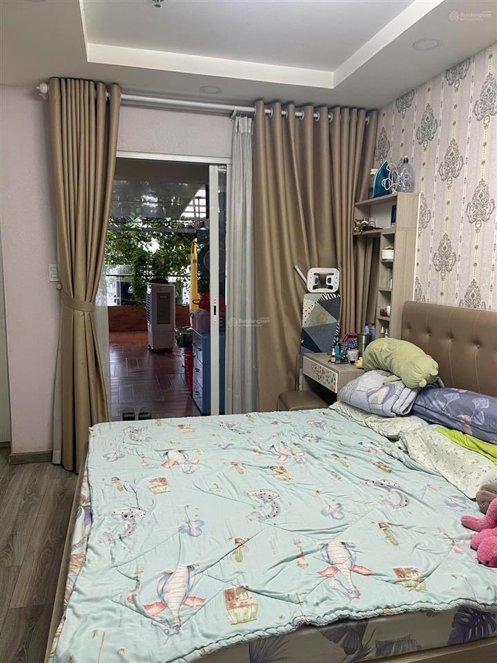 Bán căn hộ terra royal q3, 170m, 2 phòng ngủ, 2wc, 50m sân vườn, sổ hồng, giá 18 tỷ tuấn 0901 499 ***