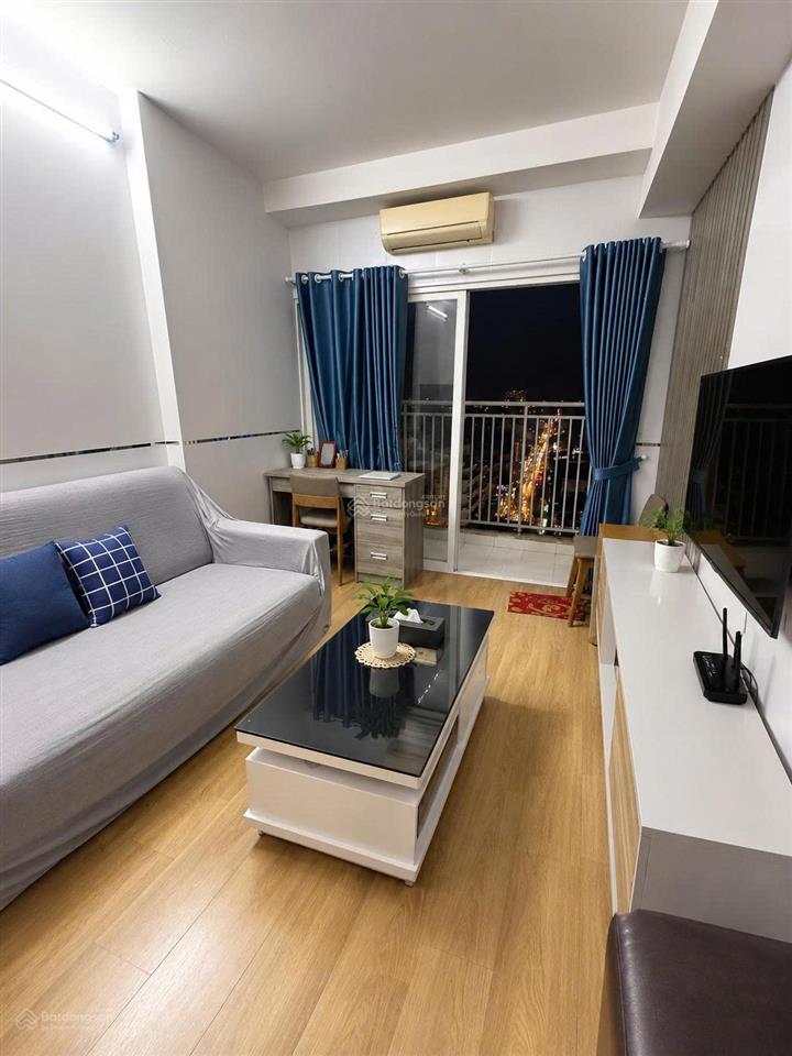 Chính chủ bán căn hộ carillon 2, 50m, lầu 10, 1 phòng ngủ, ban công, sổ, giá 3 tỷ tuấn 0901 499 ***