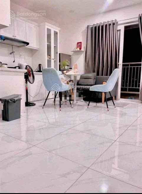 Bán căn hộ 8x đầm sen, 51m, 1 phòng ngủ, ban công phòng khách, sổ hồng, giá 2.3 tỷ tuấn 0901 499 ***