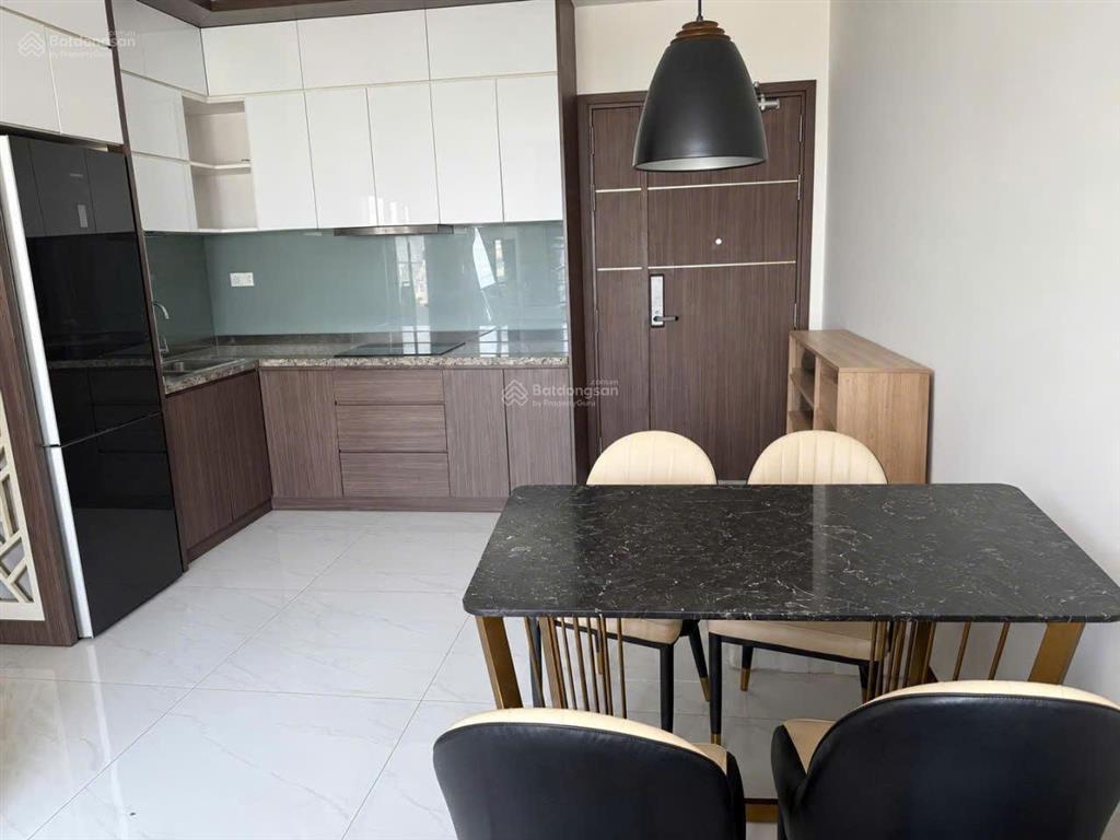 Bán căn hộ res 11, 50m, lầu 15, 1 phòng ngủ, ban công nhìn ra đầm sen, giá 3.5 tỷ tuấn 0901 499 ***