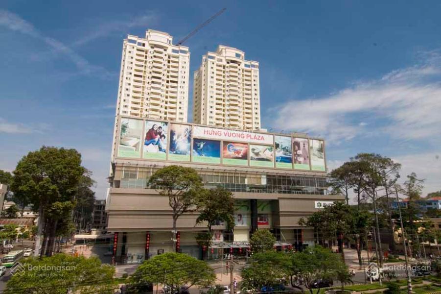 Bán căn hộ hùng vương plaza, 118m, 3 phòng, 3wc, ban công phòng khách, giá 8.5 tỷ tuấn 0901 499 ***