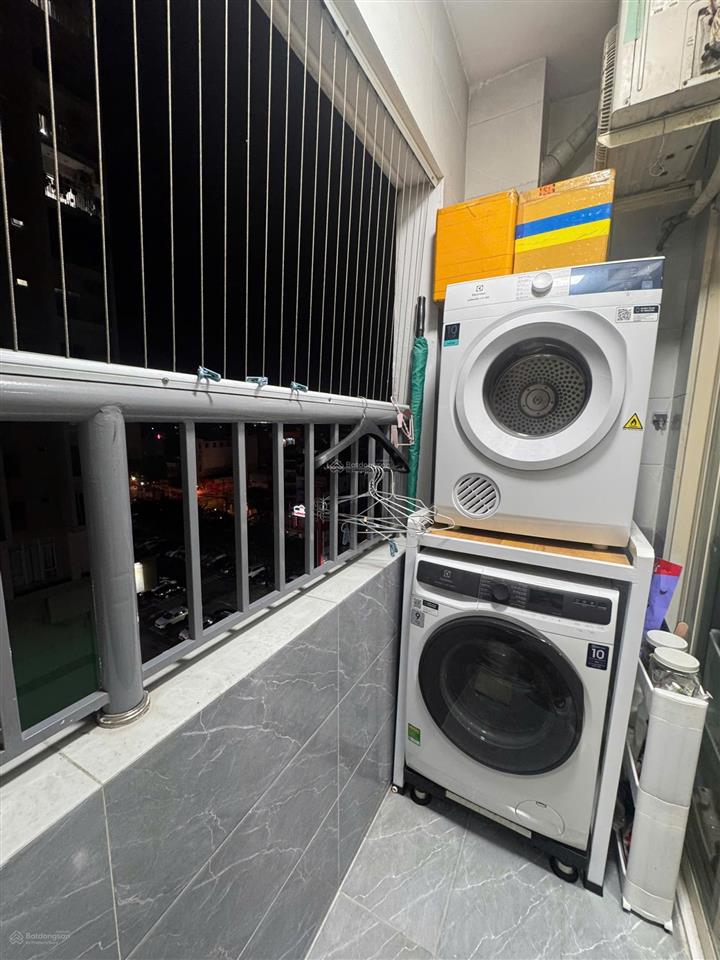 Chính chủ bán chung cư babylon, 52m2, 1 phòng ngủ, ban công phòng khách, sổ, 3 tỷ tuấn 0901 499 ***