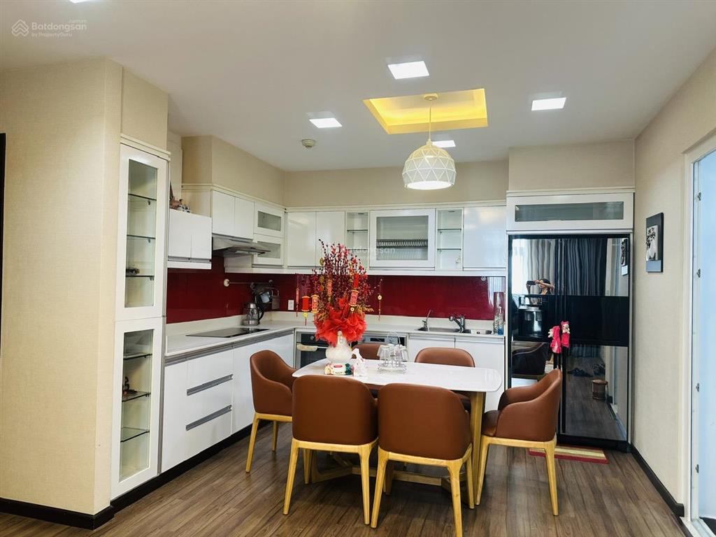 Chính chủ bán chung cư lữ gia, ngay phú thọ, 75m, 2 phòng ngủ, sổ hồng, giá 4.7 tỷ tuấn 0901 499 ***