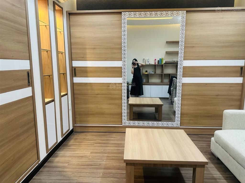 Chính chủ bán chung cư lữ gia, ngay phú thọ, 75m, 2 phòng ngủ, sổ hồng, giá 4.7 tỷ tuấn 0901 499 ***