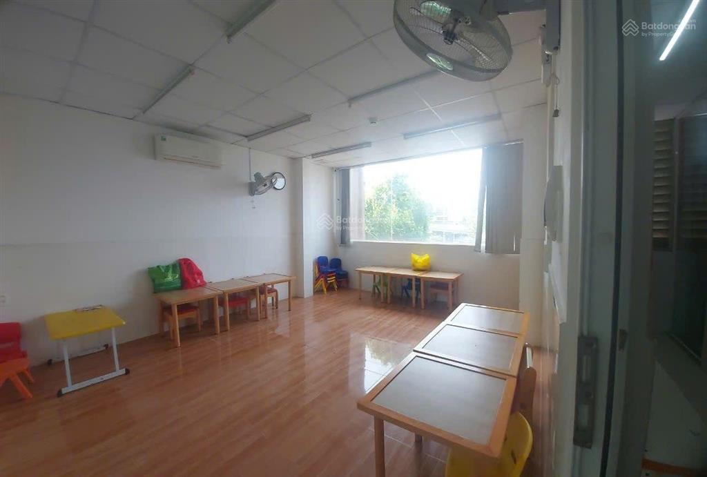 Toà văn phòng mặt tiền kinh doanh  hợp đồng 83tr/th  ngang 10m  230m2  ngay lê văn khương q.12
