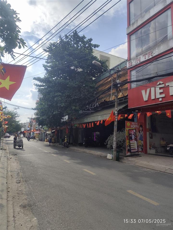 Toà văn phòng mặt tiền kinh doanh  hợp đồng 83tr/th  ngang 10m  230m2  ngay lê văn khương q.12