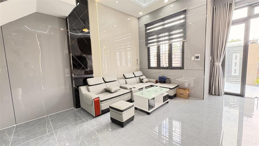 Biệt thự mini mới tinh đông thạnh 4, hóc môn, xe hơi tới nhà, ngang 6m, chỉ hơn 5 tỷ