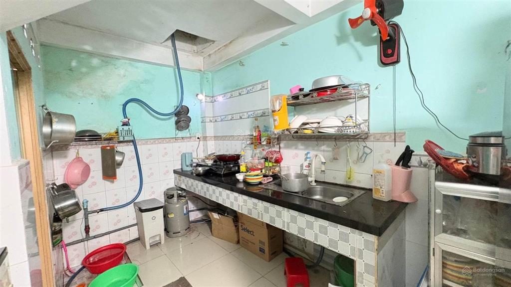 Gấp bán nhà ngay bến xe an sương 42m2 chỉ 3,05 tỷ