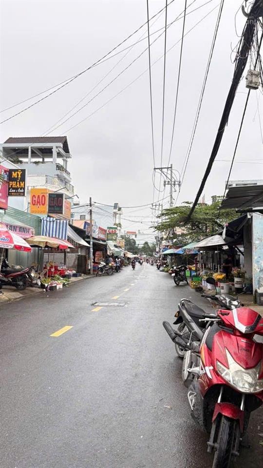 Nhà 3 tầng ngay hiệp thành city 70m2 xe hơi tới cửa chỉ hơn 5 tỷ