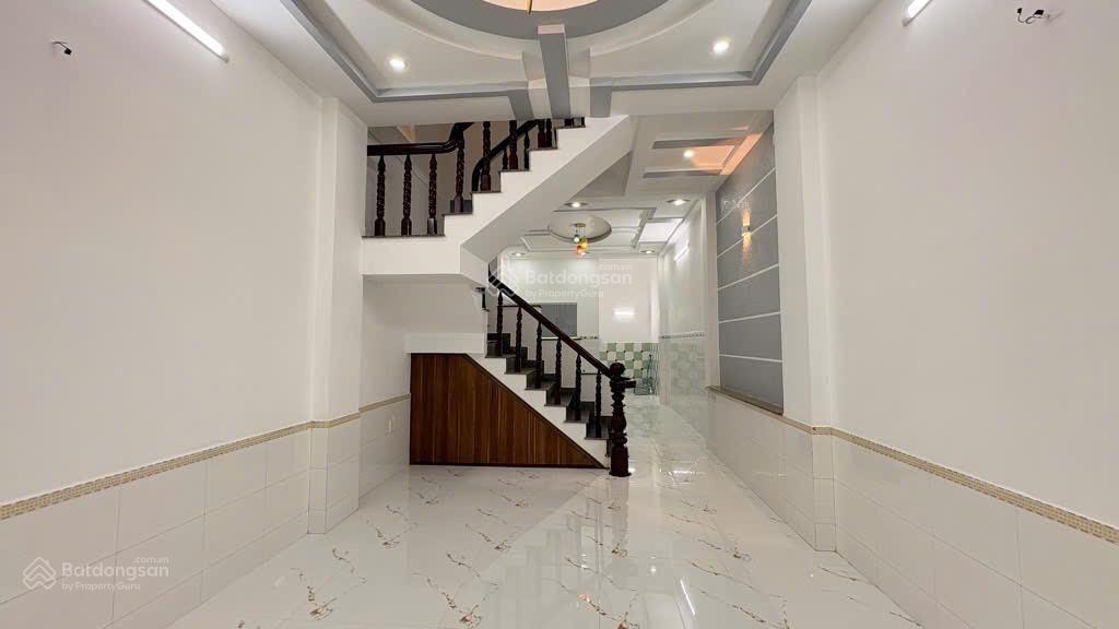 Nhà 3 tầng ngay hiệp thành city 70m2 xe hơi tới cửa chỉ hơn 5 tỷ