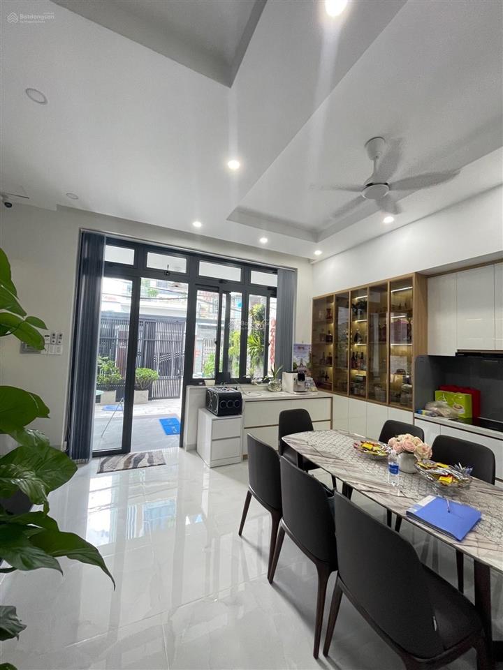 Chủ gấp đi định cư giảm 1 tỷ  nhà 3 tầng mới xinh  ngang 6m  92m2  nhỉnh 7 tỷ