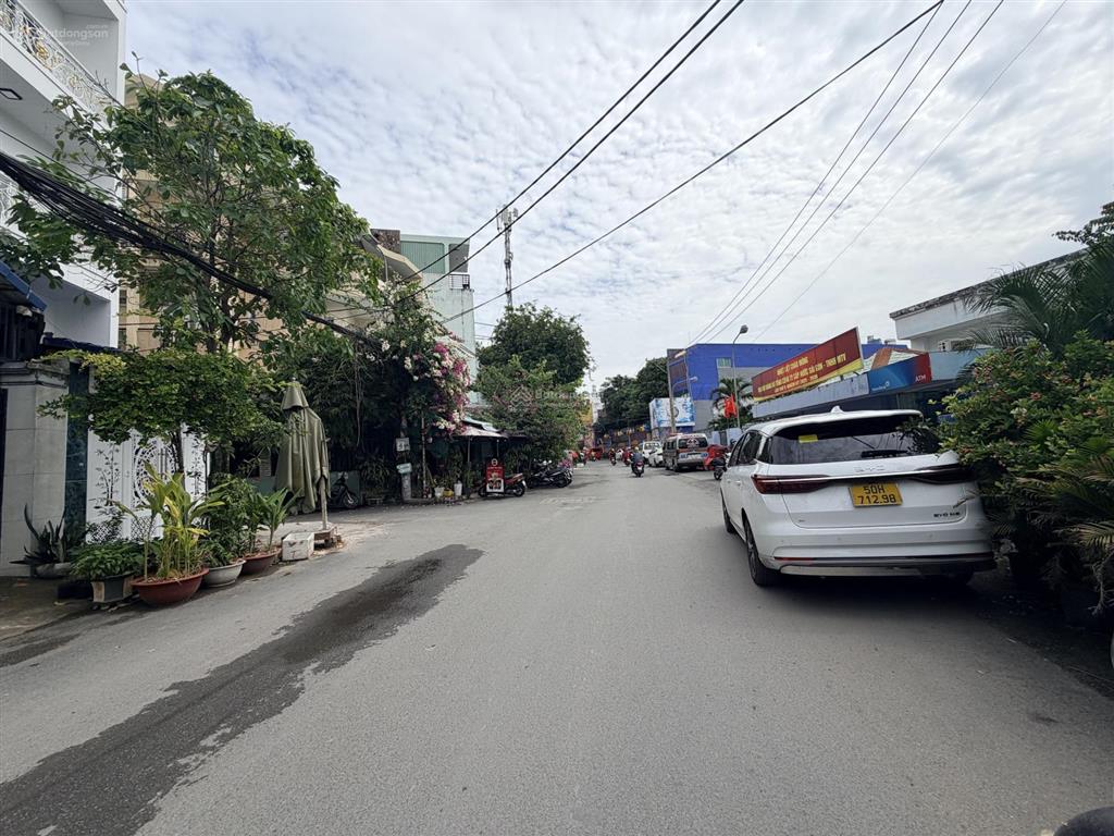 Bán nhà khu thảo điền, q2, 4.96x23.3m, 102m2, 4 tầng