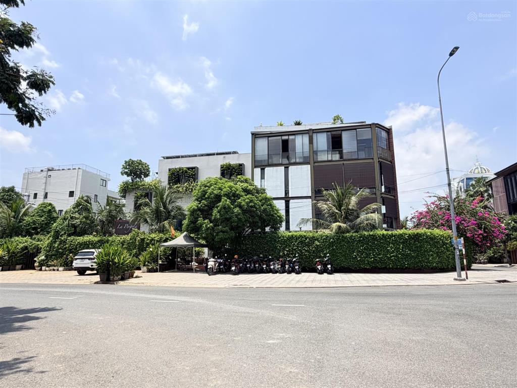 Hạ 4 tỷ! siêu vị trí tại thảo điền view sông, ngang 9m chỉ 51.5 tỷ