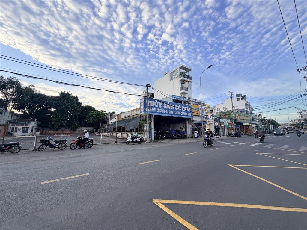 Hiếm có! ngộp! đất trung tâm quận gò vấp 78 triệu/m2  gpxd hầm 8 tầng !!!