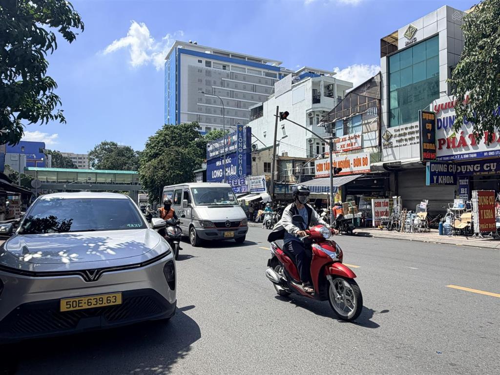 Tòa nhà đẹp! siêu dòng tiền ngay phan đăng lưu, phường 6, bình thạnh, 12,86x28m, h8t, chỉ 78 tỷ