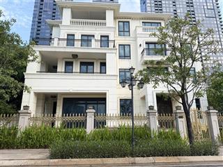 Ngộp bank! góc 2 mặt tiền trường sơn, phường 15, quận 10, 11x18, 2 tầng, hdt 180tr, gpxd h8t