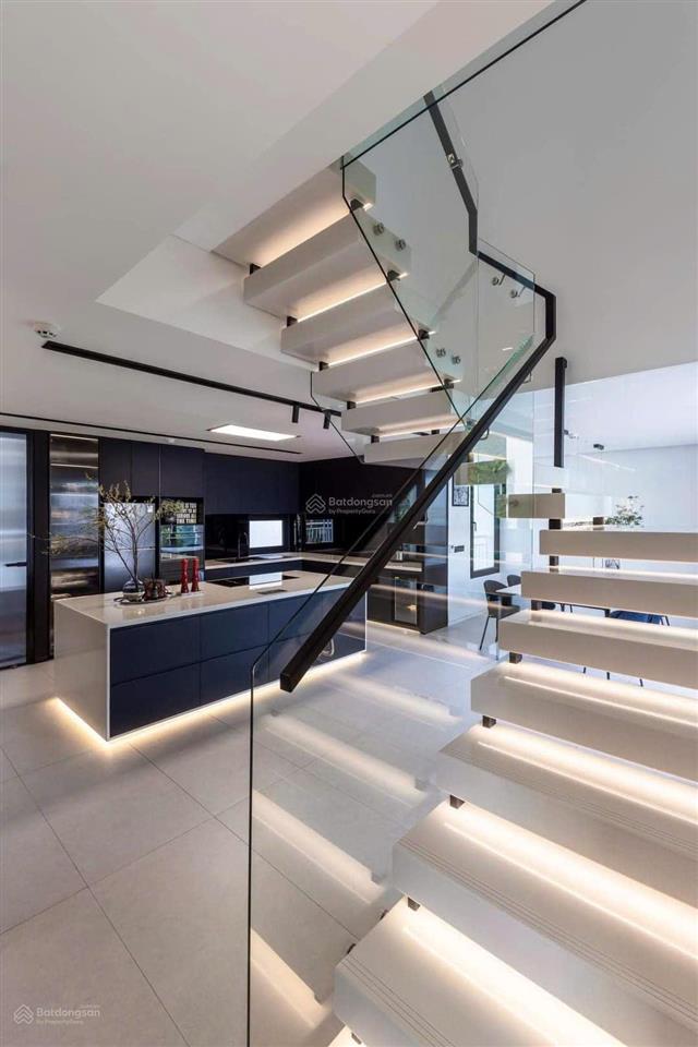 Tòa building tân cảng ngay ga metro số 1  quận bình thạnh, 8.26x34, h7t, hdt 573 triệu chỉ 86 tỷ