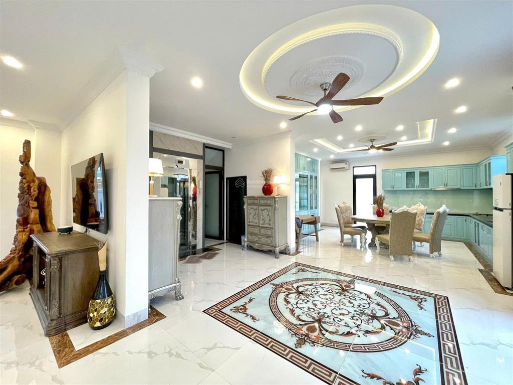 (chính chủ) biệt thự tân cổ điển  đại phú gia quy nhơn