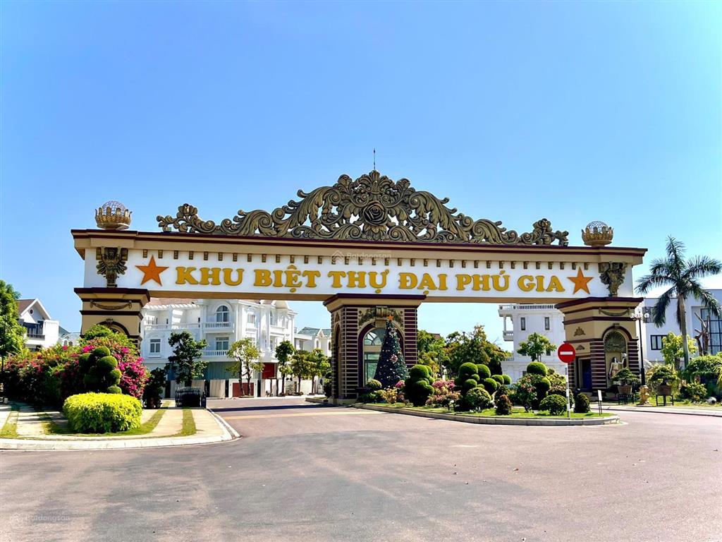 Chênh lệch 2 tỷ  biệt thự tân cổ điển, sân vườn 311m2 | khu biệt thự đại phú gia quy nhơn