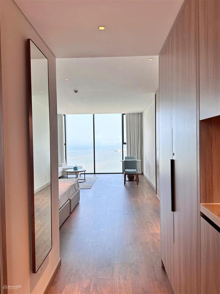 Cắt lỗ sâu 1 tỷ căn 2 ngủ a la carte hl toà a view trực diện biển bán nhanh trong tuần mua là lãi