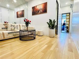 Nhỉnh 3 tỷ bán tập thể vĩnh hồ thái thịnh 65m 2 ngủ thoáng, dân trí tốt, ở luôn tặng nội thất