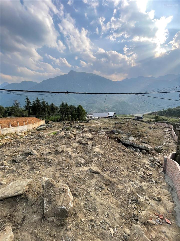 3.618 m2 view trực diện thung lũng mường hoa  sẵn 400m2 thổ cư