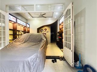 Nhà sát bên emart phan huy ích  3 tầng 4,5x19m đường 8m thông  vị trí rất đẹp cho tương lai