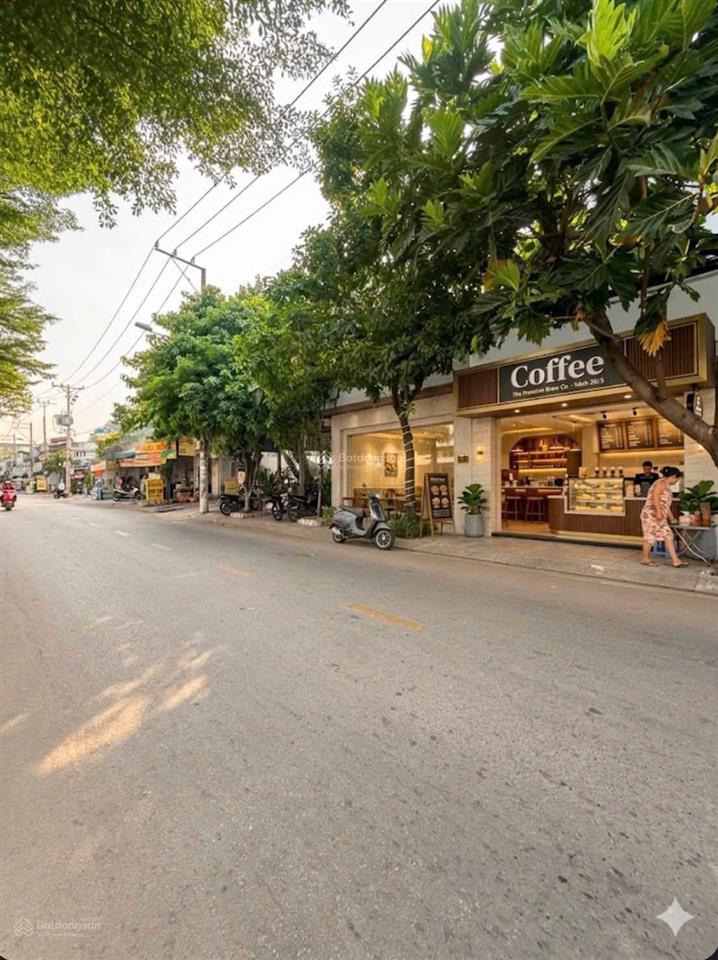 Nhà mặt tiền hiếm vị trí đẹp  2 tầng ngang 10,5m căn góc siêu thoáng đường 10m nguyễn oanh gv