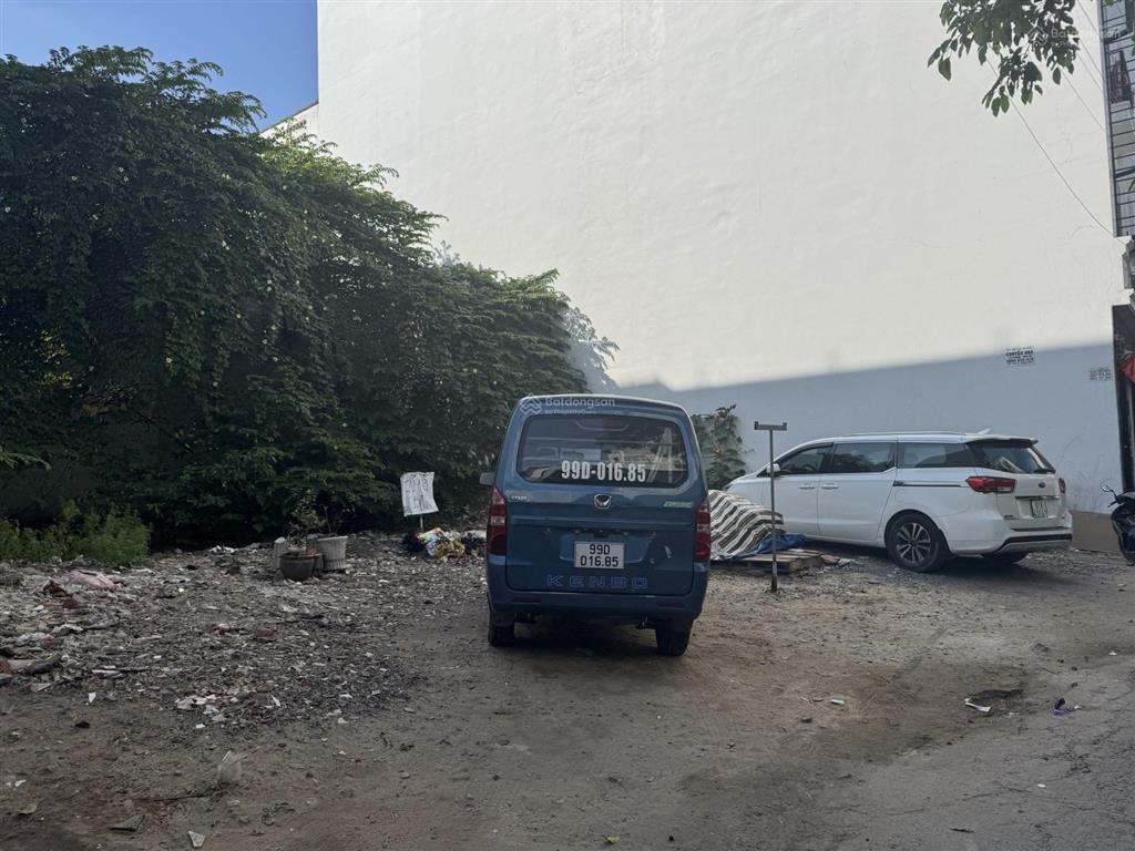 Ngộp giảm giá bán gấp chỉ 85tr/m2  đất 230m2 ngang 10,4m đường 6m ngay đh công thương lê trọng tấn