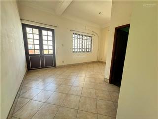 Hàng hiếm  nhà 250m2 ngang 10m xây 4 tầng đường 7m thông emart phan huy ích quang trung