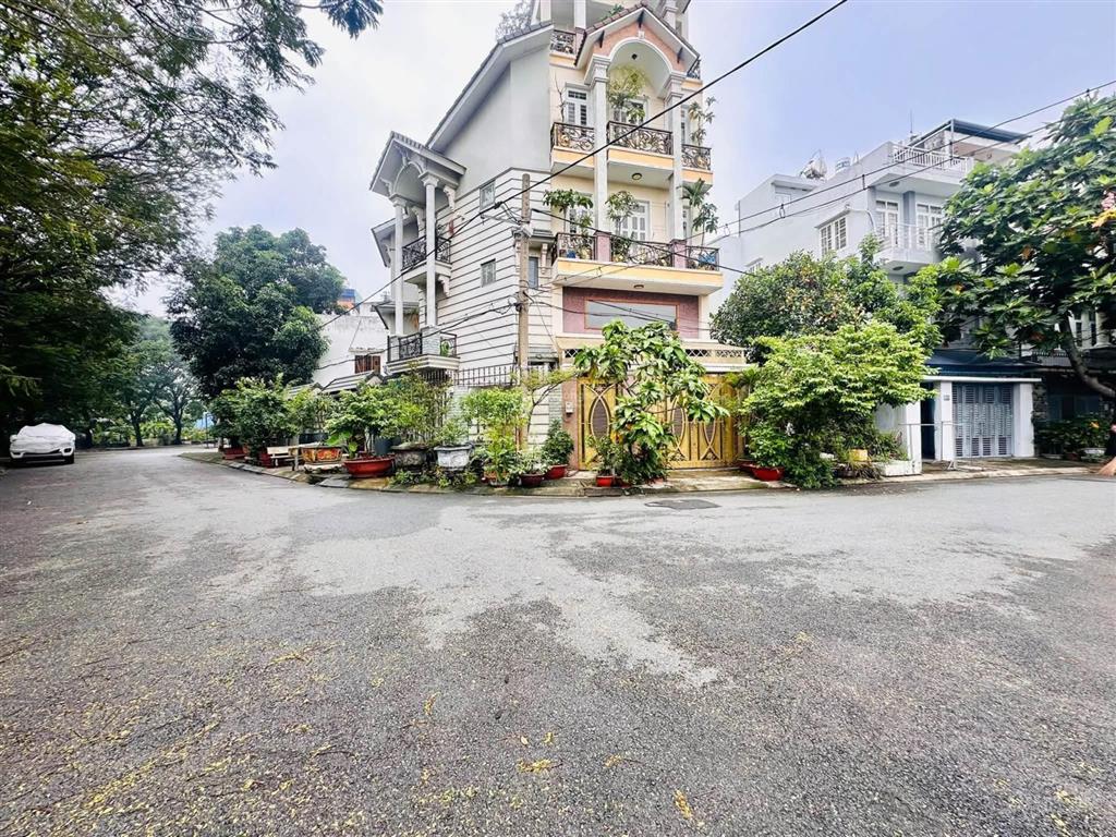 Hàng hiếm khu biệt thự  ngang 15m xây 3 tầng đường 1/ rộng 10m thông dương quảng hàm gò vấp