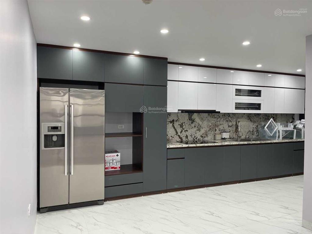 Do chuyển công tác bán gấp căn penthouse 400m2 rainbow, văn quán, hà đông, giá hợp lý