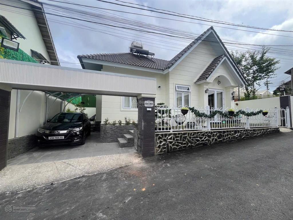 Bán villa mini phường 8 đà lạt. 201m2. xe hơi đậu vô sân. uyên 0948 676 ***