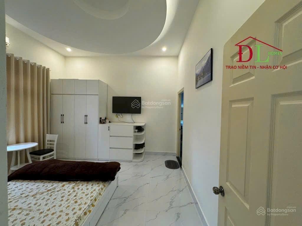 Bán villa mini phường 8 đà lạt. 201m2. xe hơi đậu vô sân. uyên 0948 676 ***