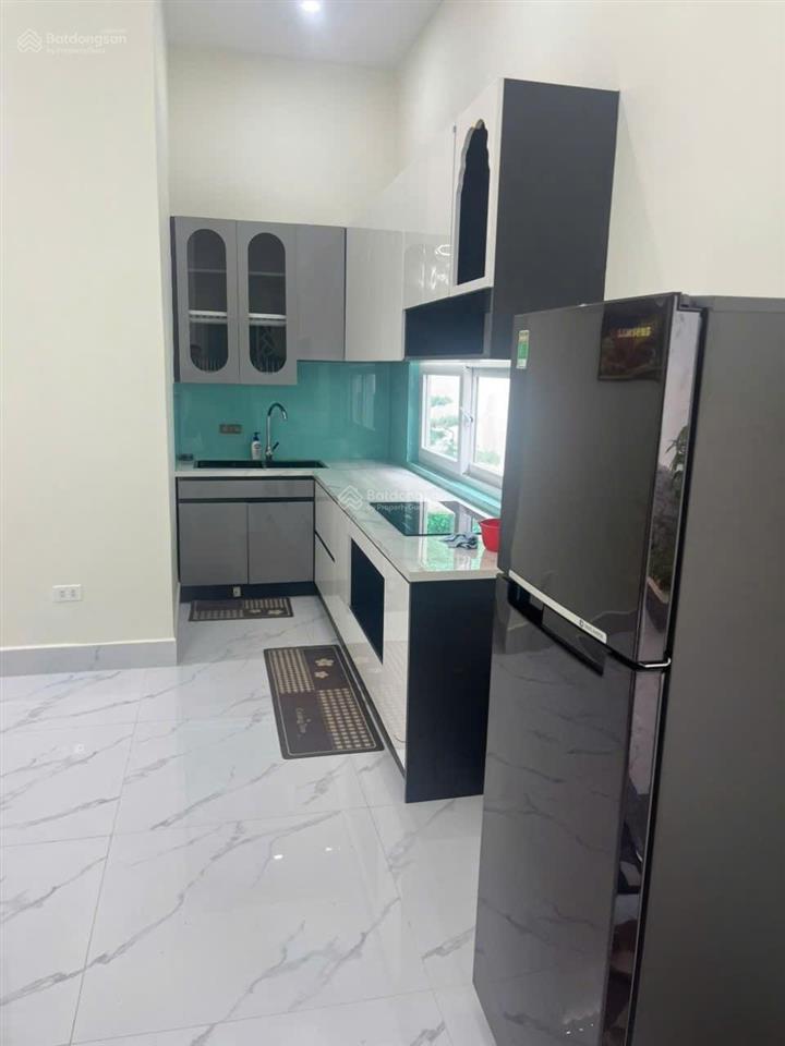 Bán villa mini phường 8 đà lạt. 201m2. xe hơi đậu vô sân. uyên 0948 676 ***