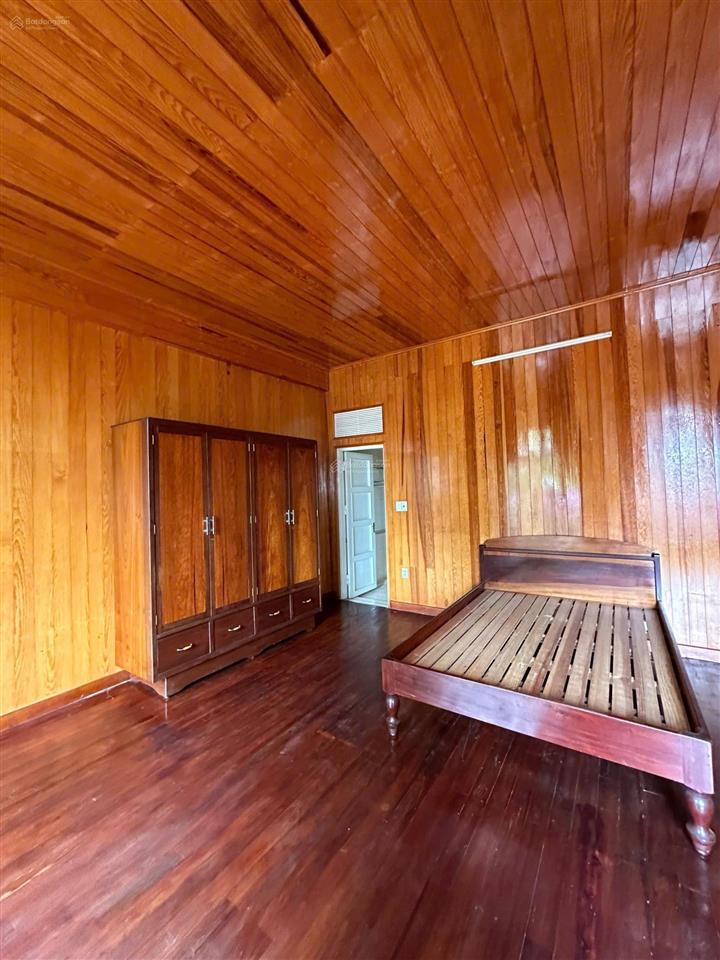 Cho thuê nhà mặt tiền kinh doanh văn phòng, studio, spa. uyên 0948 676 ***