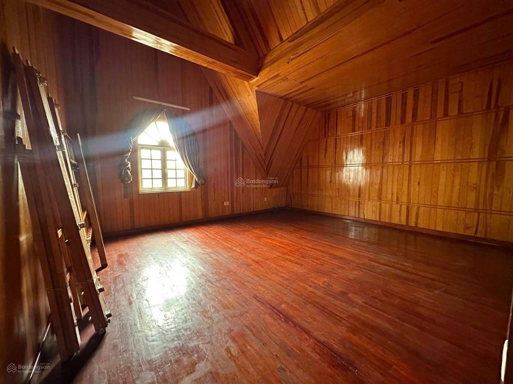 Cho thuê nhà mặt tiền kinh doanh văn phòng, studio, spa. uyên 0948 676 ***