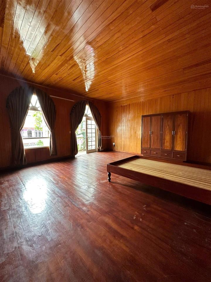 Cho thuê nhà mặt tiền kinh doanh văn phòng, studio, spa. uyên 0948 676 ***