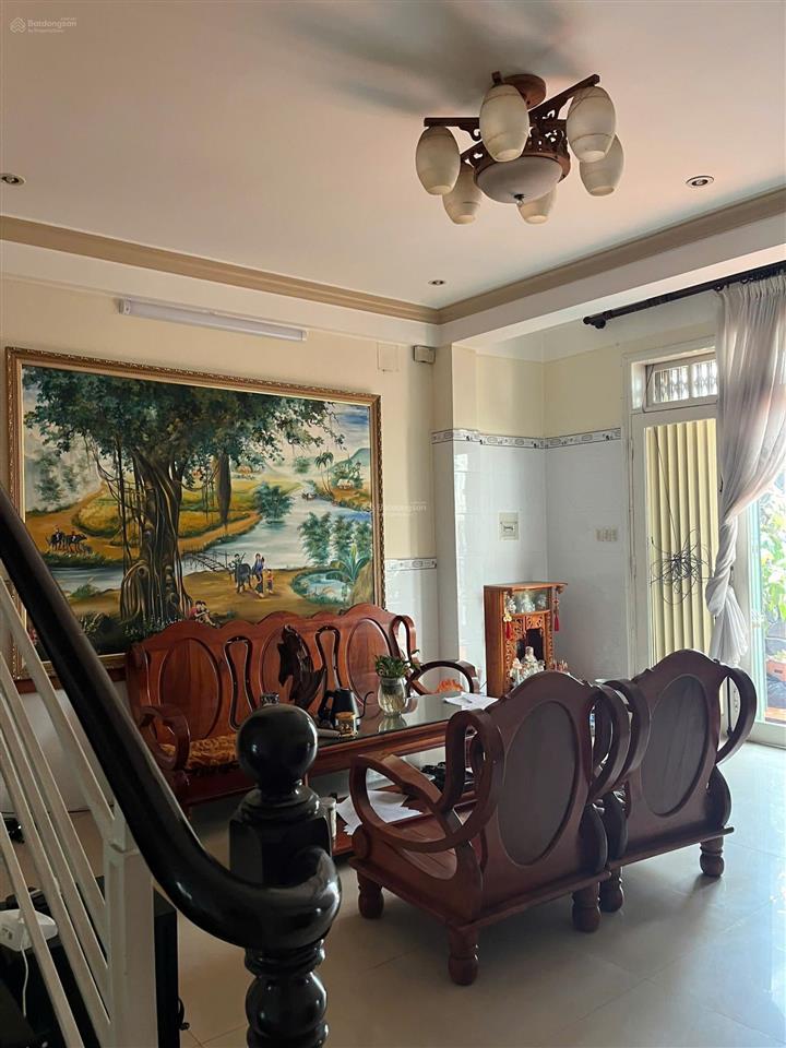 Cho thuê nhà kinh doanh spa, văn phòng, uyên 0948 676 ***. gần bến xe, trung tâm đường 3 tháng 4
