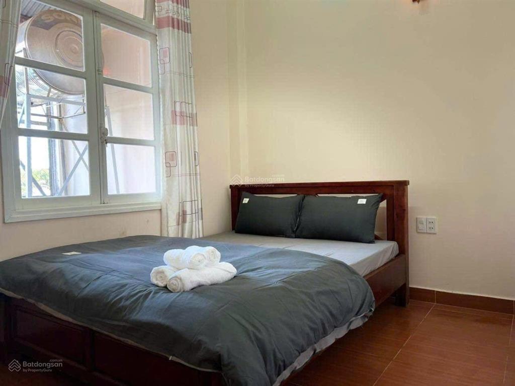 Cho thuê nhà nguyên căn sân đậu xe hơi phường 9 lữ gia đà lạt. uyên 0948 676 ***